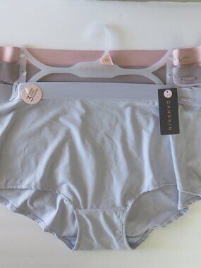 (#132) Danskin Intimates 3-Pack Super Soft Panties Underwear
